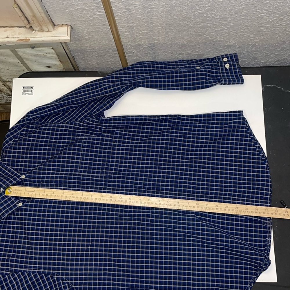 Brooks Brothers Regent size medium long sleeve button down shirt great condition - Picture 9 of 9
